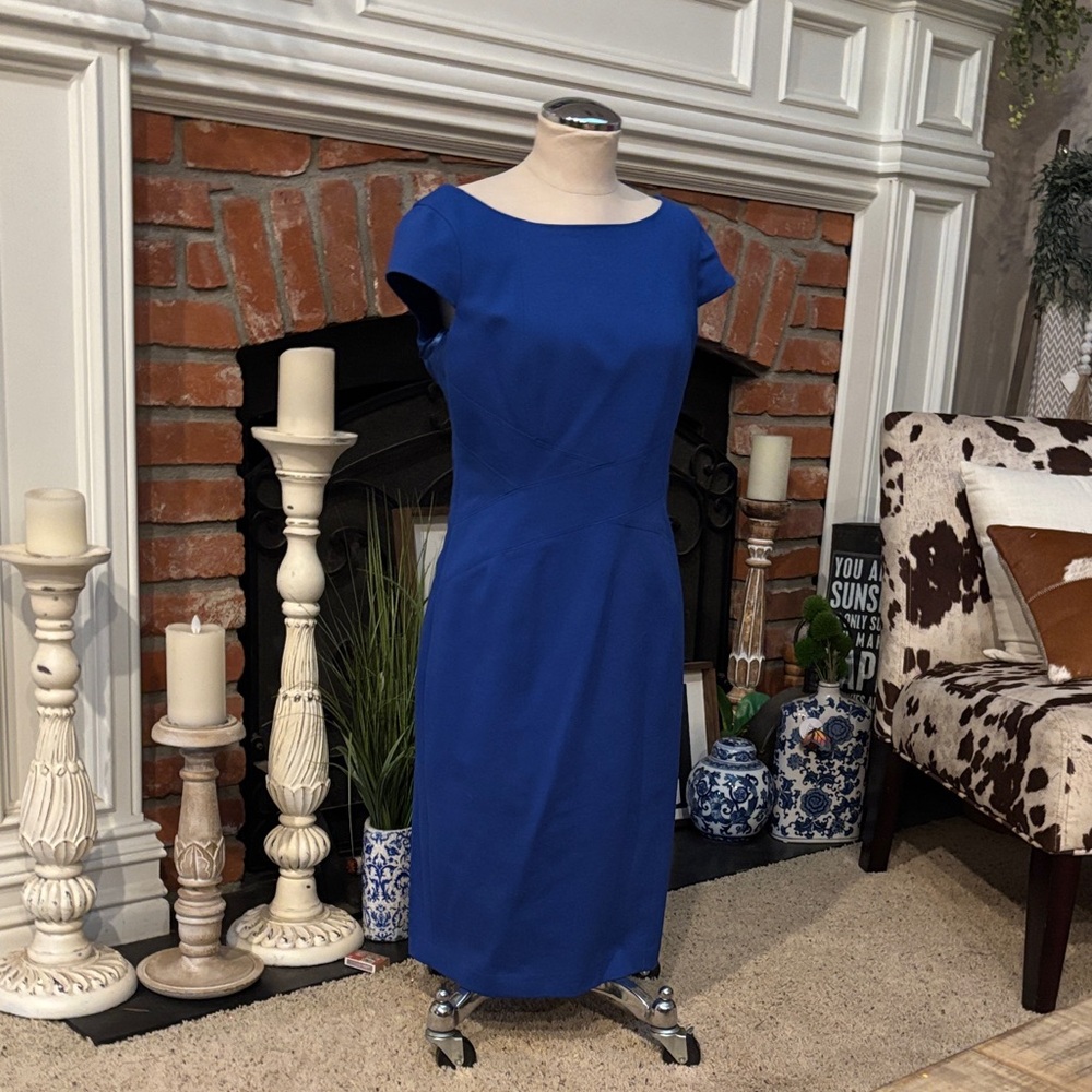 White House Black Market size 6 Elegant Blue Women's Dress